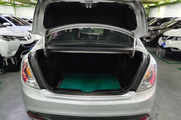 Used GAC Trumpchi GA3 2013 1.6L Automatic Luxury ESP Version Trunk