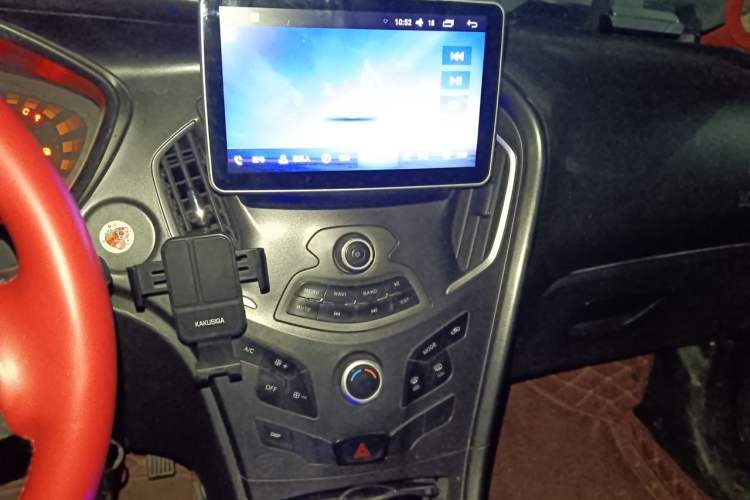 Used GAC Trumpchi GA3 2013 1.6L Manual Elite Edition Audio And AC Panel