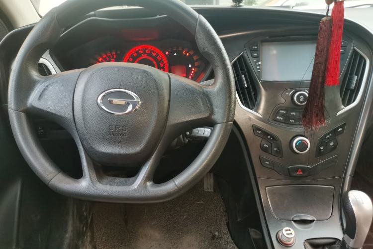 Used GAC Trumpchi GA3 2013 1.6L Manual Elite Edition Center Console