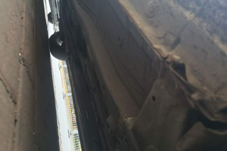 Used GAC Trumpchi GA3 2013 1.6L Manual Elite Edition Chassis Front Right