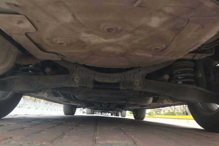 Used GAC Trumpchi GA3 2013 1.6L Manual Elite Edition Chassis Rear