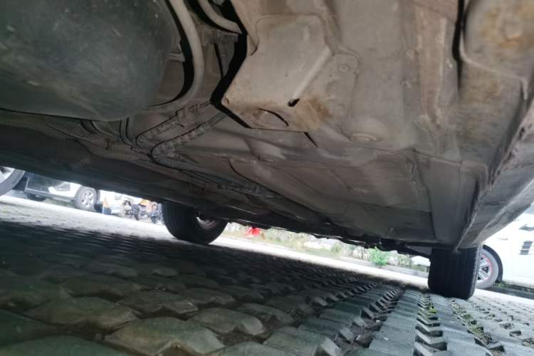 Used GAC Trumpchi GA3 2013 1.6L Manual Elite Edition Chassis Rear Right