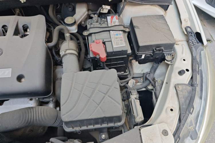 Used GAC Trumpchi GA3 2013 1.6L Manual Luxury ESP Version Engine Bay Left