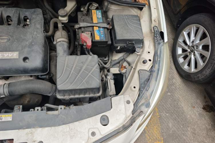 Used GAC Trumpchi GA3 2013 1.6L Automatic Luxury ESP Version Engine Bay Left