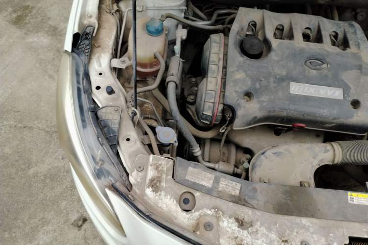 Used GAC Trumpchi GA3 2013 1.6L Manual Elite Edition Engine Bay Right