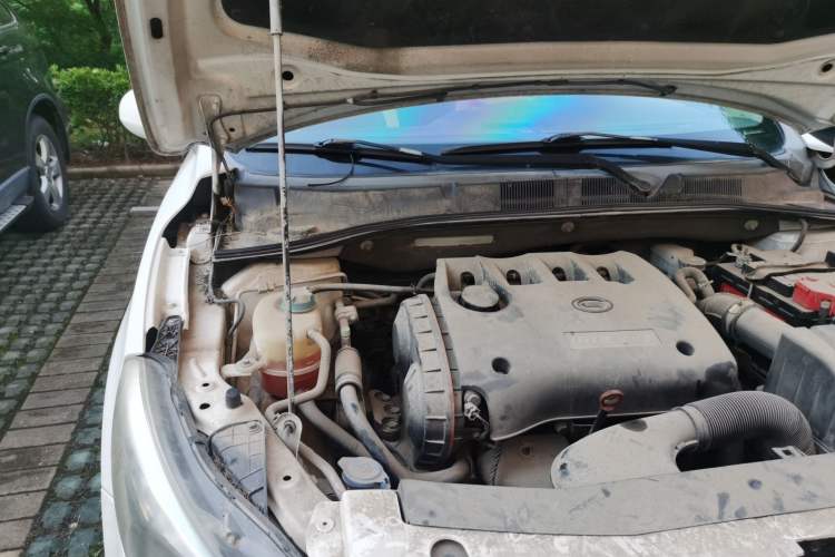 Used GAC Trumpchi GA3 2013 1.6L Manual Elite Edition Engine Bay Right
