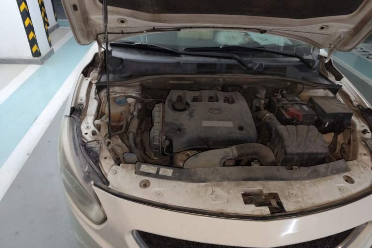 Used GAC Trumpchi GA3 2013 1.6L Manual Elite Edition Engine Bay Right