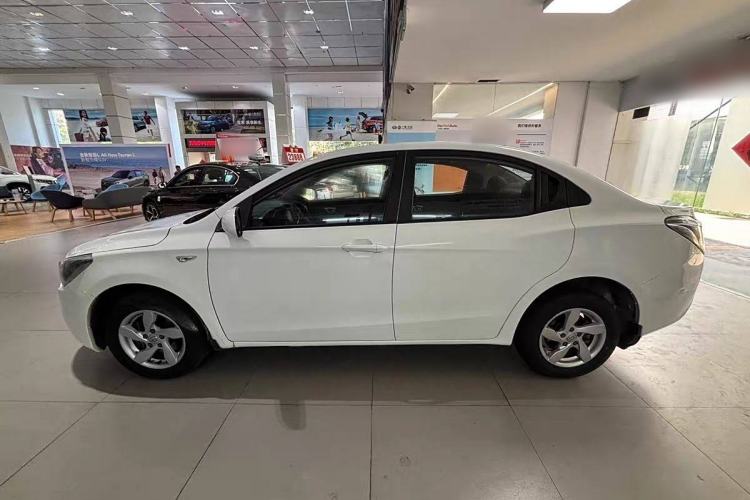 Used GAC Trumpchi GA3 2013 1.6L Manual Elite Edition Exterior 3