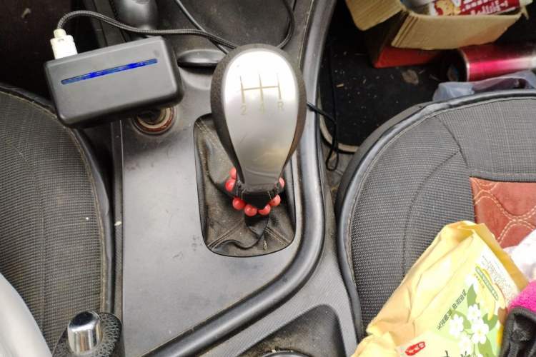 Used GAC Trumpchi GA3 2013 1.6L Manual Elite Edition Gear Lever