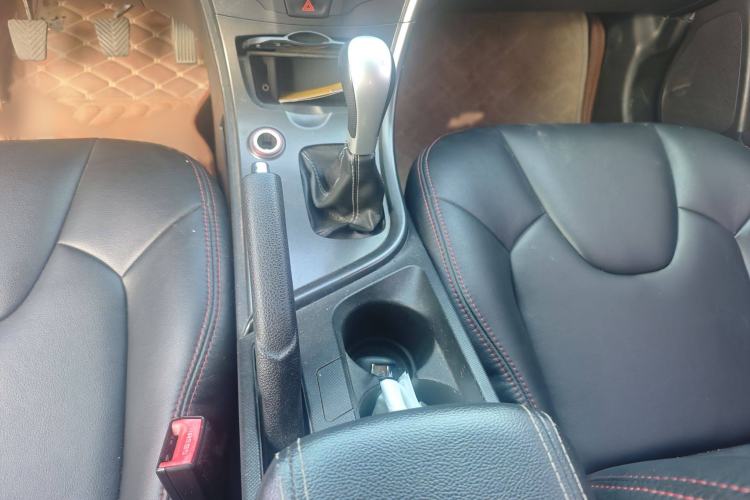 Used GAC Trumpchi GA3 2013 1.6L Manual Elite Edition Gear Lever