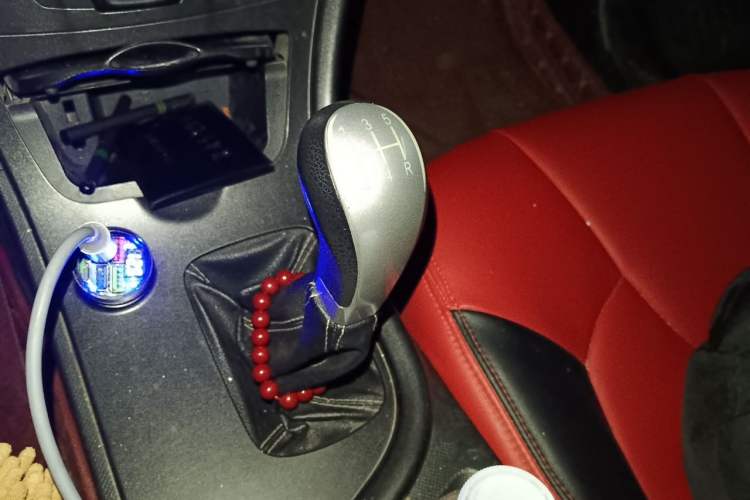 Used GAC Trumpchi GA3 2013 1.6L Manual Elite Edition Gear Lever