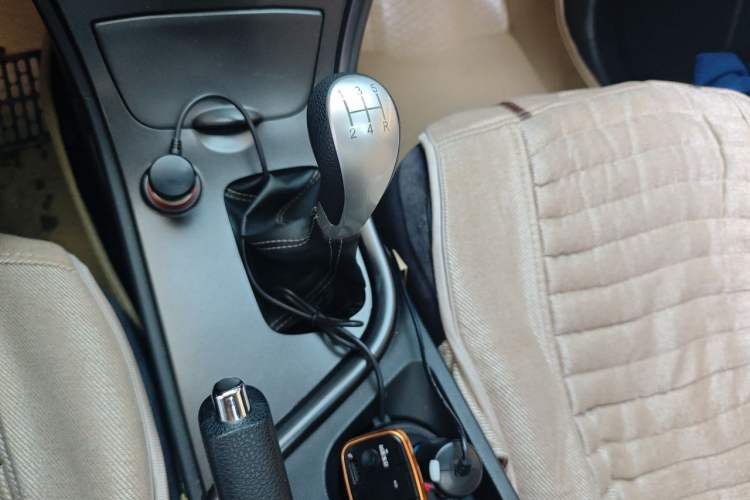 Used GAC Trumpchi GA3 2013 1.6L Manual Luxury ESP Version Gear Lever