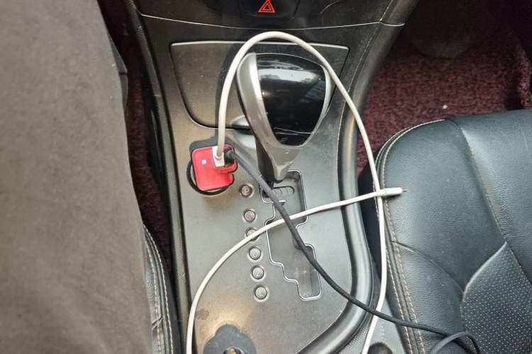 Used GAC Trumpchi GA3 2013 1.6L Automatic Luxury ESP Version Gear Lever