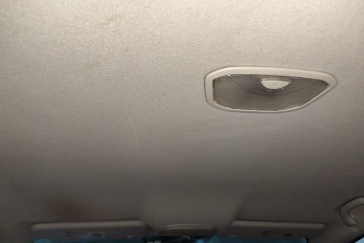 Used GAC Trumpchi GA3 2013 1.6L Manual Elite Edition Headliner