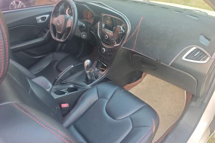 Used GAC Trumpchi GA3 2013 1.6L Manual Elite Edition Headliner