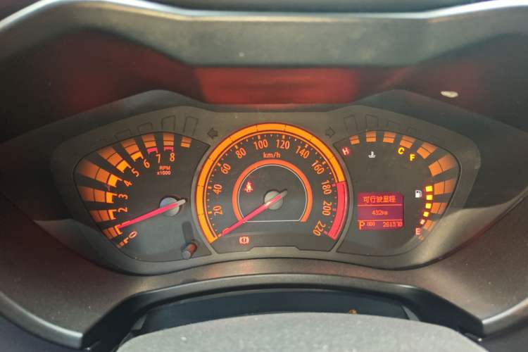 Used GAC Trumpchi GA3 2013 1.6L Automatic Luxury ESP Version Instrument Cluster