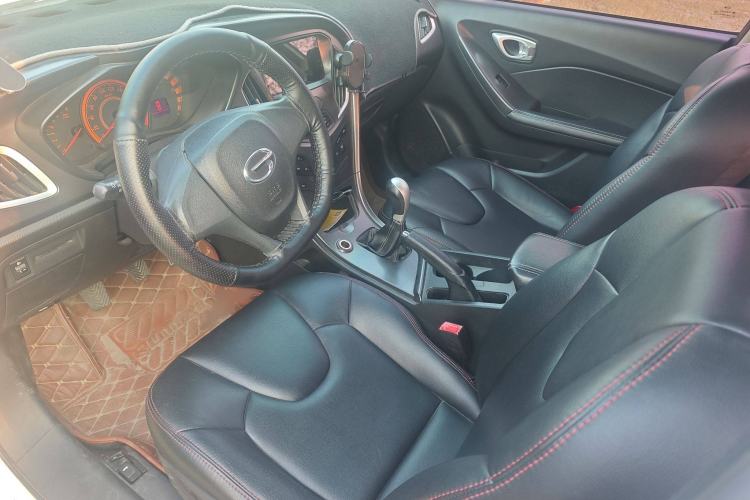 Used GAC Trumpchi GA3 2013 1.6L Manual Elite Edition Interior 3