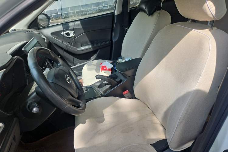 Used GAC Trumpchi GA3 2013 1.6L Automatic Elite ESP Edition Left Front Seat