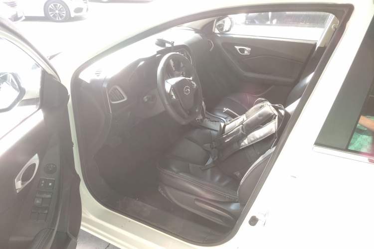 Used GAC Trumpchi GA3 2013 1.6L Automatic Luxury ESP Version Left Front Seat