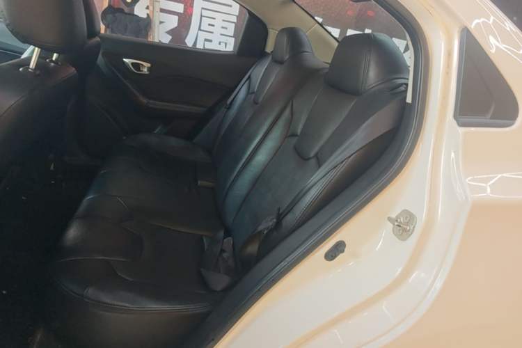 Used GAC Trumpchi GA3 2013 1.6L Automatic Elite ESP Edition Left Rear Seat