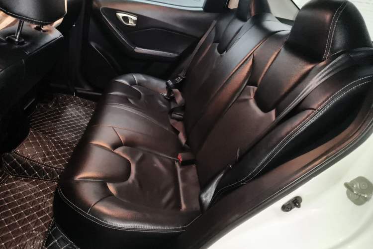 Used GAC Trumpchi GA3 2013 1.6L Automatic Luxury ESP Version Left Rear Seat