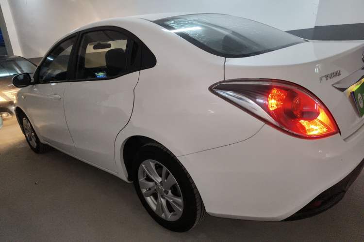 Used GAC Trumpchi GA3 2013 1.6L Automatic Luxury ESP Version Left Side