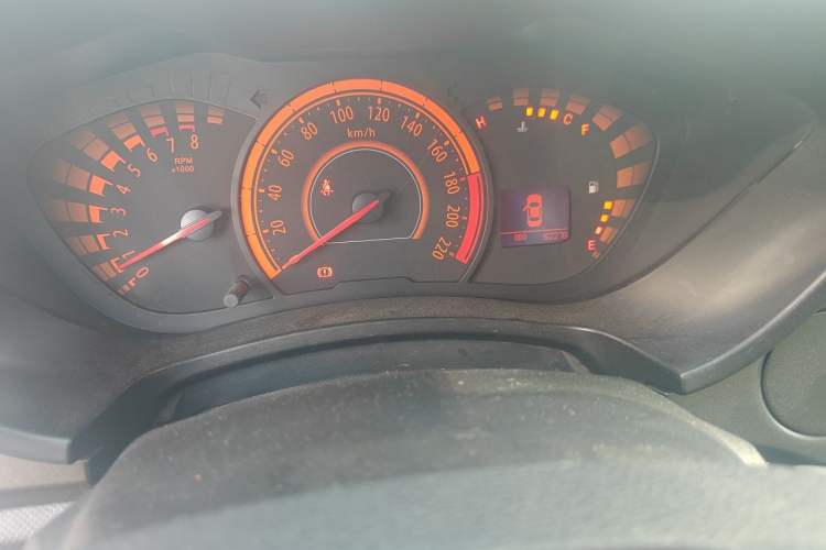 Used GAC Trumpchi GA3 2013 1.6L Manual Elite Edition Odometer Close Up