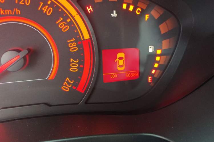 Used GAC Trumpchi GA3 2013 1.6L Manual Luxury ESP Version Odometer Close Up