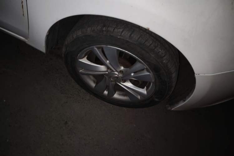 Used GAC Trumpchi GA3 2013 1.6L Automatic Luxury ESP Version Right Front Wheel Hub