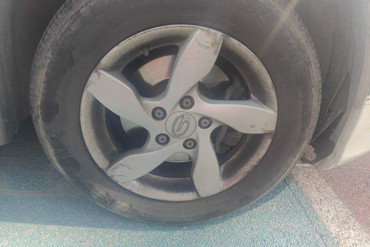 Used GAC Trumpchi GA3 2013 1.6L Manual Elite Edition Right Front Wheel Hub