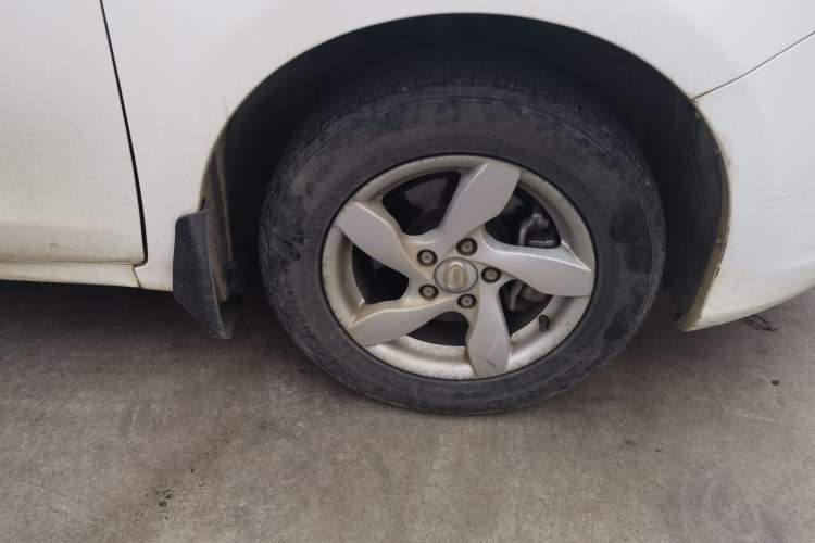 Used GAC Trumpchi GA3 2013 1.6L Manual Elite Edition Right Front Wheel Hub