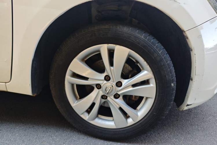 Used GAC Trumpchi GA3 2013 1.6L Manual Luxury ESP Version Right Front Wheel Hub