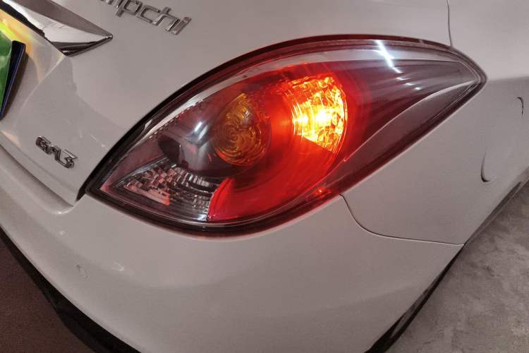 Used GAC Trumpchi GA3 2013 1.6L Automatic Luxury ESP Version Right Rear Taillight