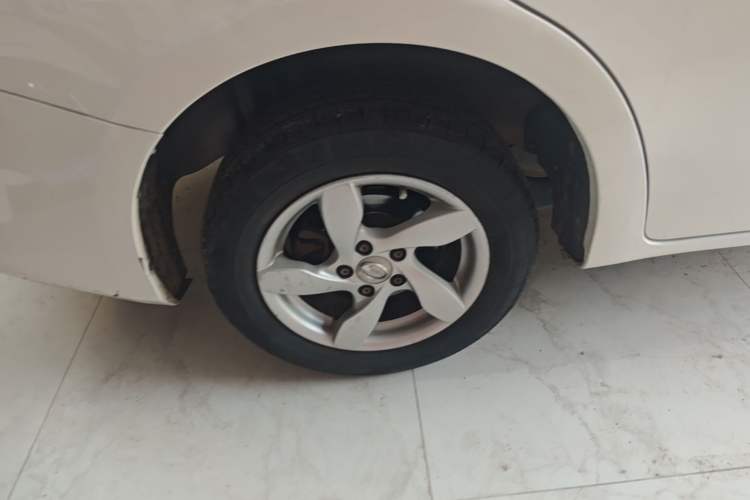 Used GAC Trumpchi GA3 2013 1.6L Automatic Elite ESP Edition Right Rear Wheel Hub