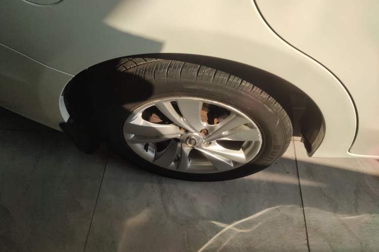 Used GAC Trumpchi GA3 2013 1.6L Automatic Luxury ESP Version Right Rear Wheel Hub