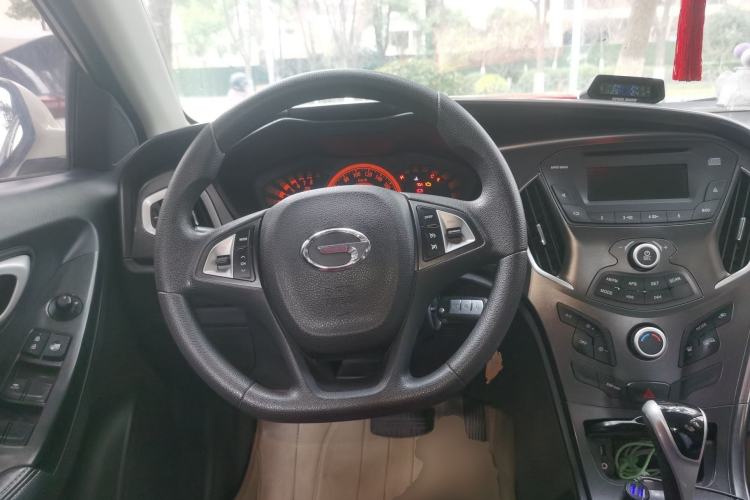 Used GAC Trumpchi GA3 2013 1.6L Automatic Luxury ESP Version Steering Wheel