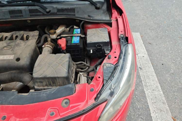 Used GAC Trumpchi GA3 2014 1.6L Automatic Smart Edition Engine Bay Left