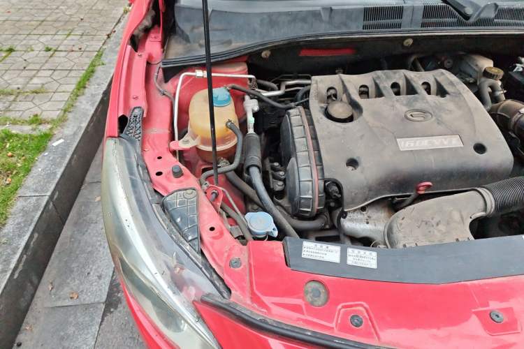 Used GAC Trumpchi GA3 2014 1.6L Automatic Smart Edition Engine Bay Right