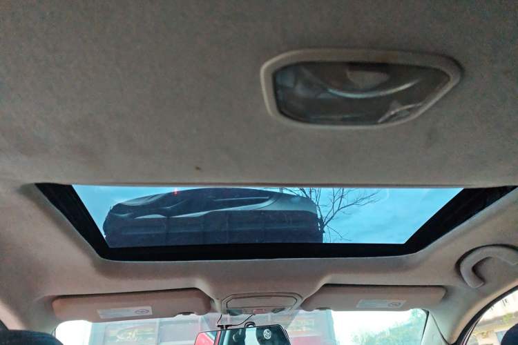 Used GAC Trumpchi GA3 2014 1.6L Automatic Smart Edition Headliner