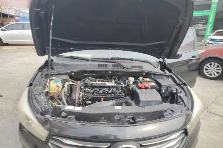 Used GAC Trumpchi GA3S Vision 2014 1.6L Manual Elite Edition Engine Bay