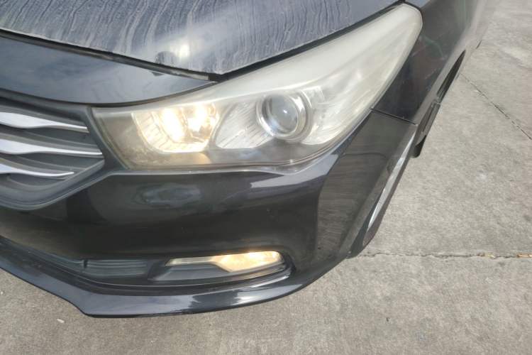 Used GAC Trumpchi GA3S Vision 2014 1.6L Manual Elite Edition Left Front Headlight