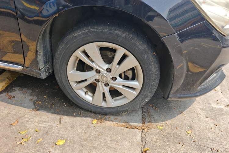 Used GAC Trumpchi GA3S Vision 2014 1.6L Automatic Luxury ESP Version Right Front Wheel Hub