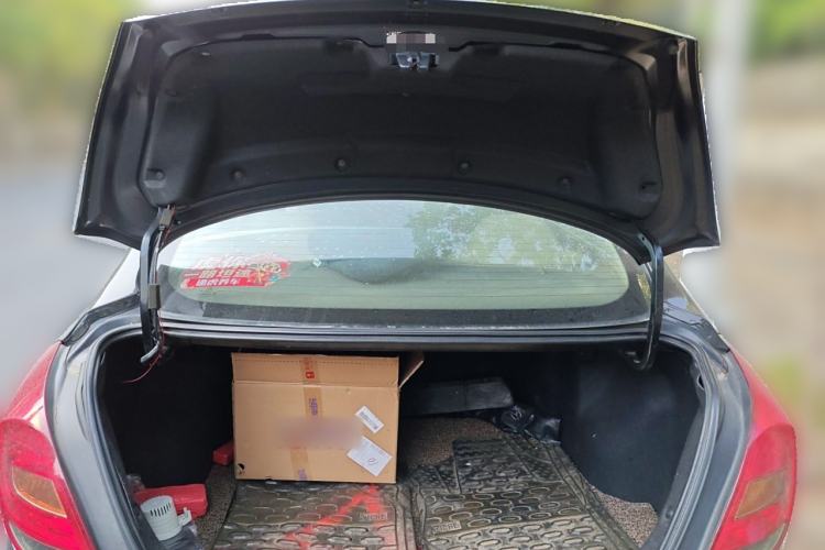 Used GAC Trumpchi GA3S Vision 2014 1.6L Manual Elite Edition Trunk