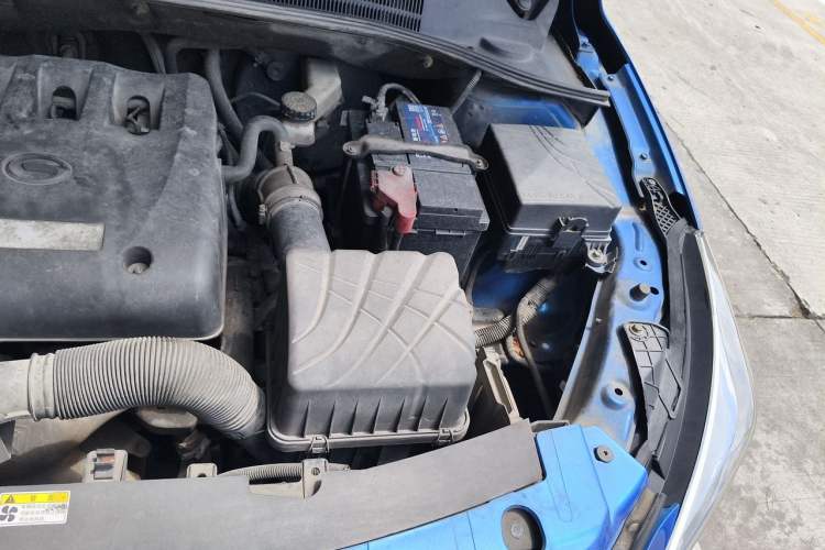Used GAC Trumpchi GA3S Vision 2014 1.6L Automatic Elite ESP Version Engine Bay Left