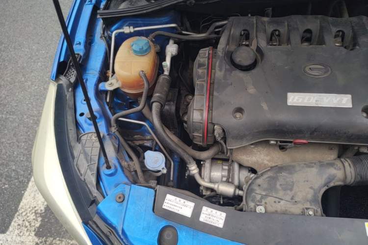 Used GAC Trumpchi GA3S Vision 2014 1.6L Manual Luxury Edition Engine Bay Right