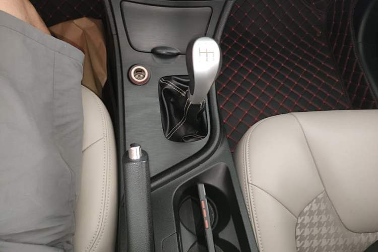 Used GAC Trumpchi GA3S Vision 2014 1.6L Manual Elite ESP Version Gear Lever