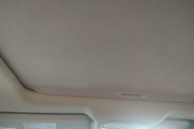 Used GAC Trumpchi GA3S Vision 2014 1.6L Automatic Luxury ESP Version Headliner