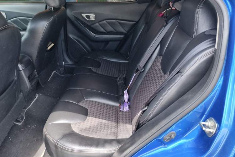 Used GAC Trumpchi GA3S Vision 2014 1.6L Automatic Elite ESP Version Left Rear Seat