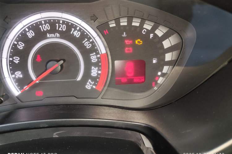 Used GAC Trumpchi GA3S Vision 2014 1.6L Manual Luxury Edition Odometer Close Up