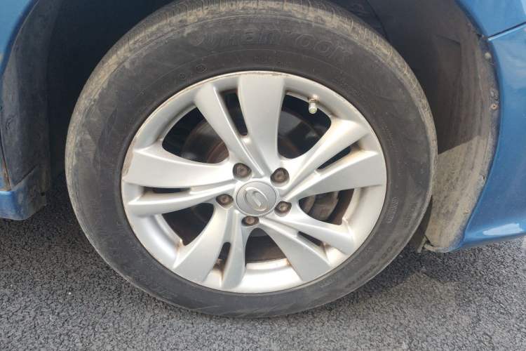 Used GAC Trumpchi GA3S Vision 2014 1.6L Automatic Luxury ESP Version Right Front Wheel Hub